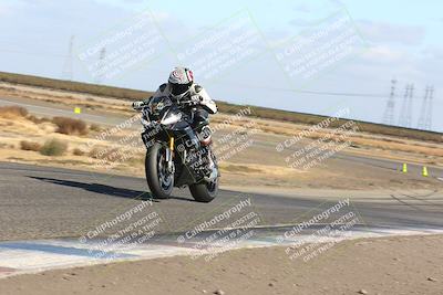 media/Nov-03-2024-TrackDaz (Sun) [[44580f4982]]/B Group/1220pm (Wheelie Bump)/